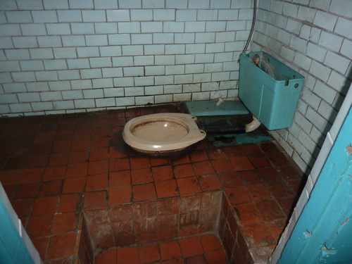 ultimate-toilet.jpg