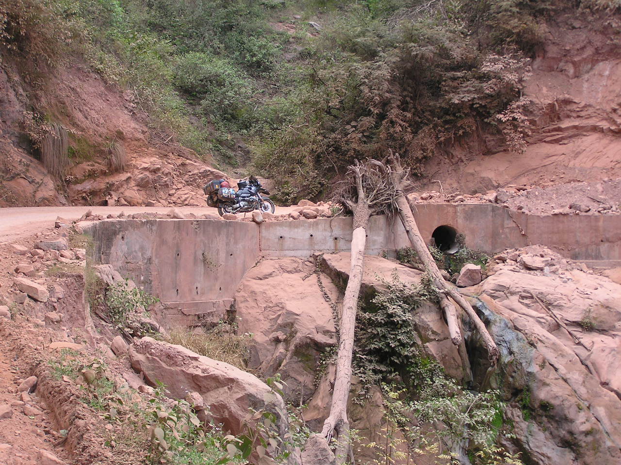 The Road to Villamontes.JPG