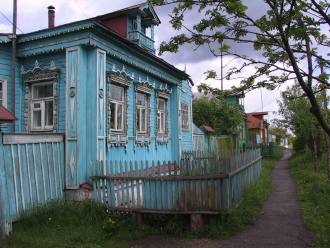 Siberian-country-house.jpg