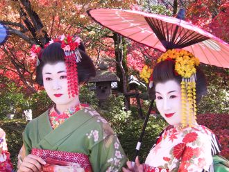 Girls in traditional kimono