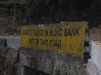 3kDarjeelingRoadSign3.jpg