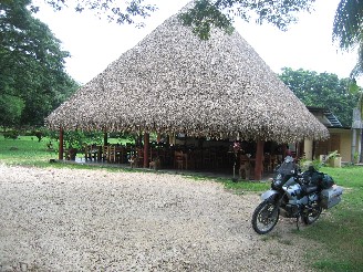 Costa_Rica_roadside_restaurant16.jpg