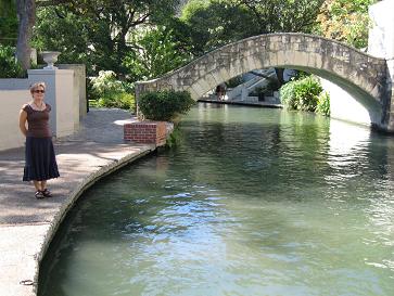 San_Antonio_river_walk14.JPG