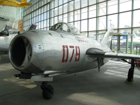 11mig15.JPG