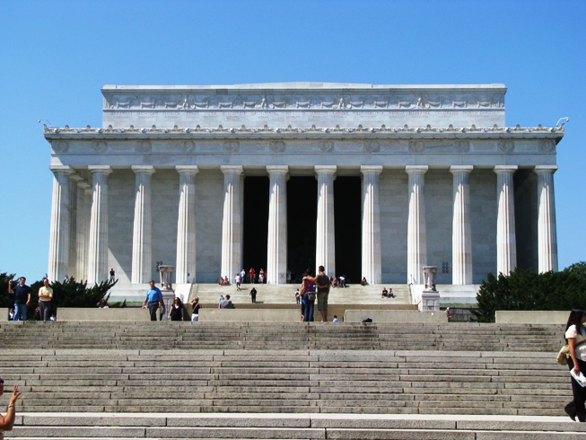 13lincolnmemorial.JPG