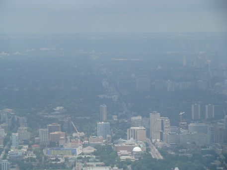 3cntowersmog.JPG