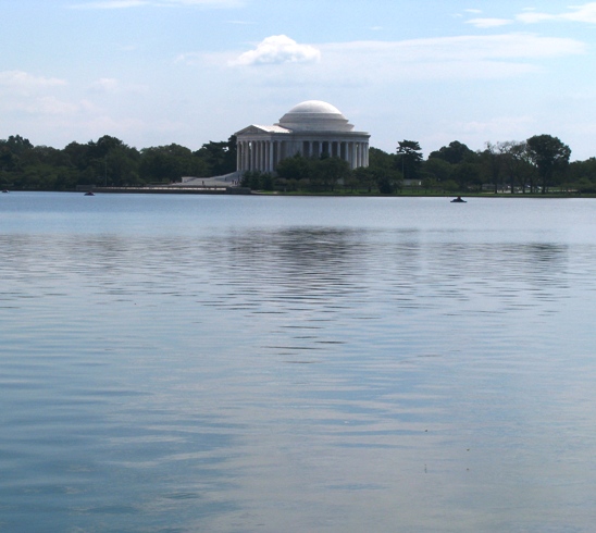 8jeffersonmemorial.JPG