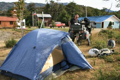 011CampingAtPuertoYungay.jpg