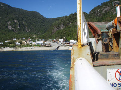 01TheFerryToHornopiren1.jpg