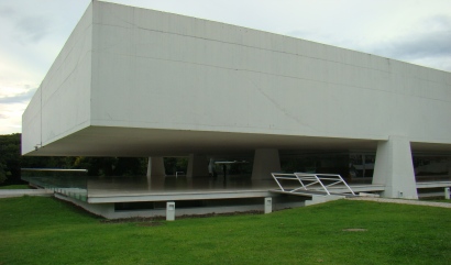 30MuseoOscarNiemeyer3.jpg