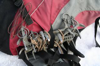 08b_CrudeCrampons_320.JPG