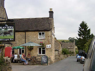 Cotswolds_pub.jpg