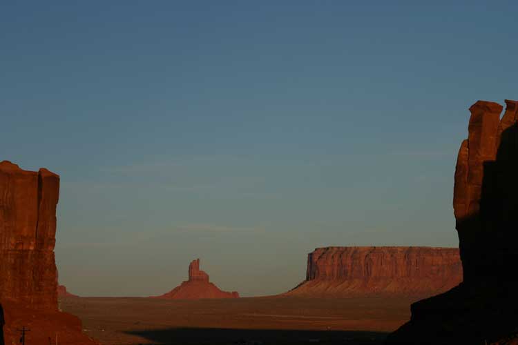 Monument-Valley-web.jpg