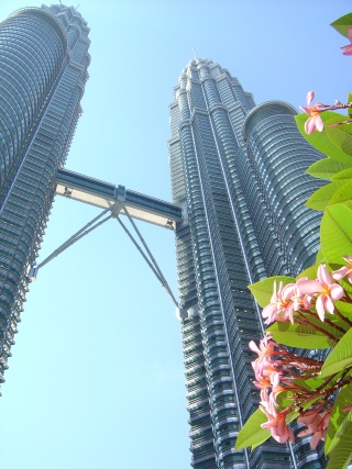 Petronas Towers - worlds tallest towers