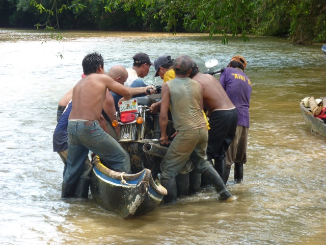 kunacanoe2panama.jpg