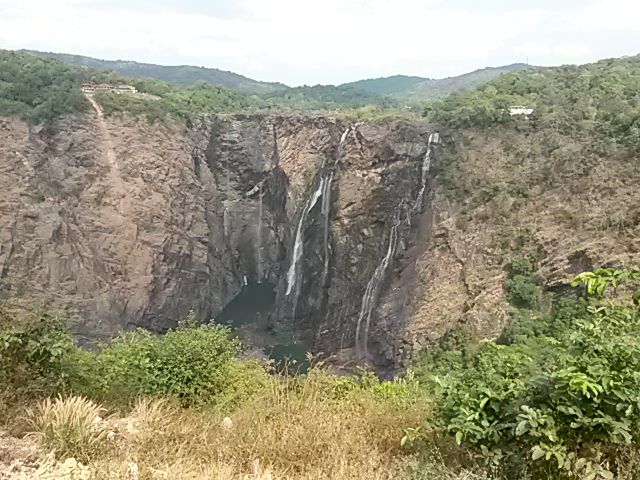 jogfalls1.jpg