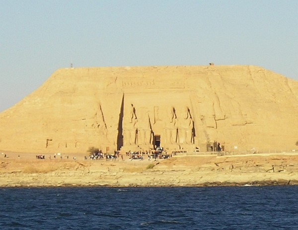 abusimbel2x.jpg