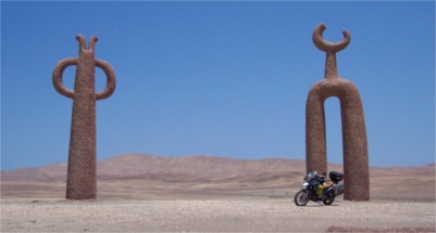 03-desert-sculptures.JPG