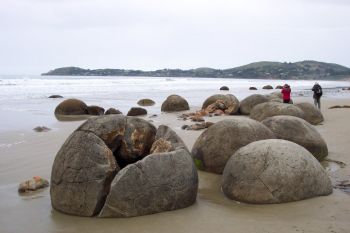 boulders.jpg