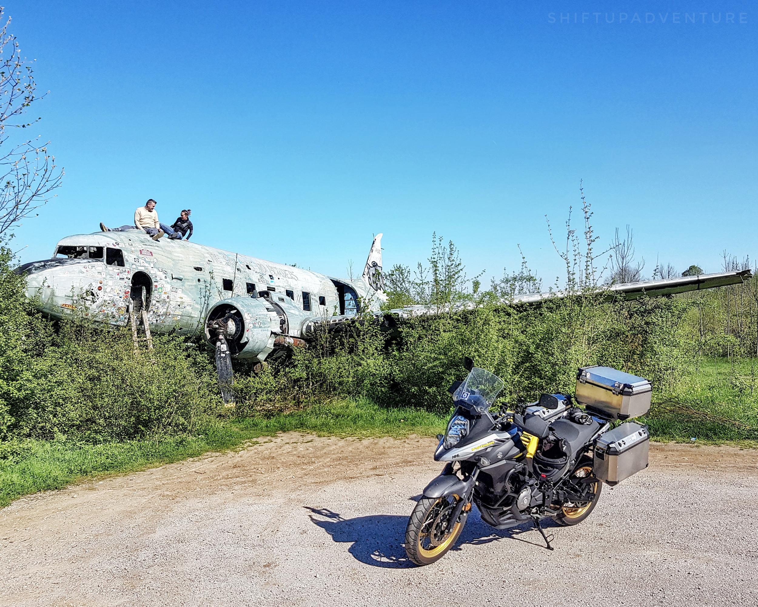 Plane, Douglas C-47B Dakota