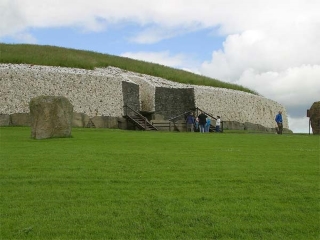 Newgrange and Knowth, Stone Age Passage Tomb