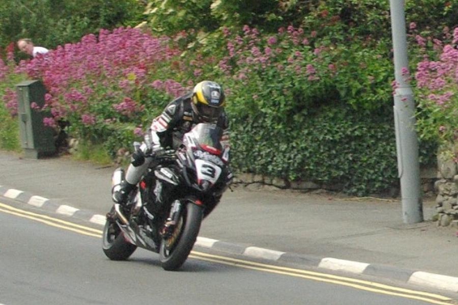 130 mph at Kirk St Michael