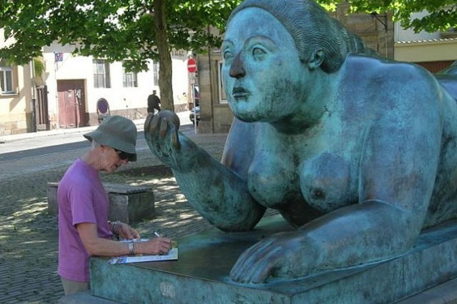 Jo takes notes on A Lady with Fruit at Bamberg