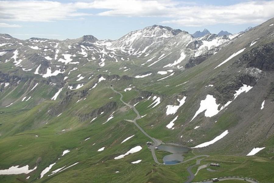 Grossglockner, road away to the south