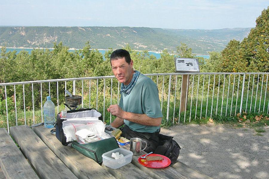 Lunch stop overlooking Lac de St Croix