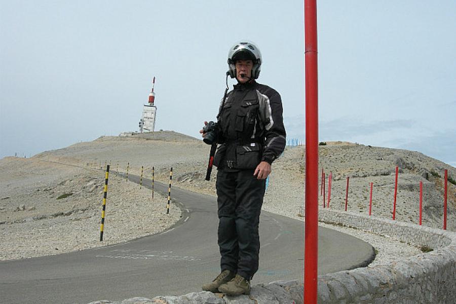 Below the summit of Mont Ventoux