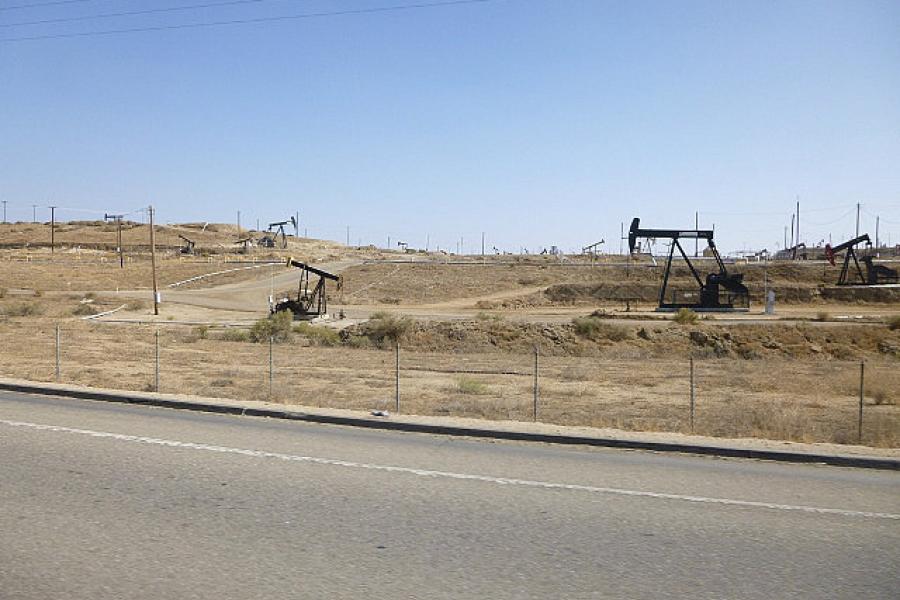 Oil pumps around Bakersfield