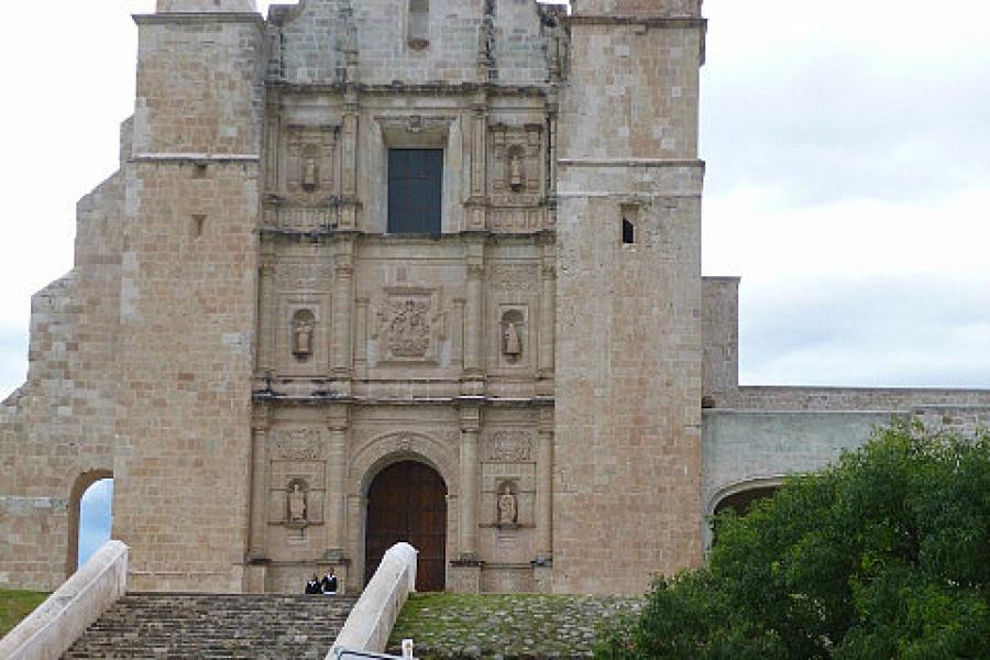 A huge church in the middle of nowhere, Oaxaca 