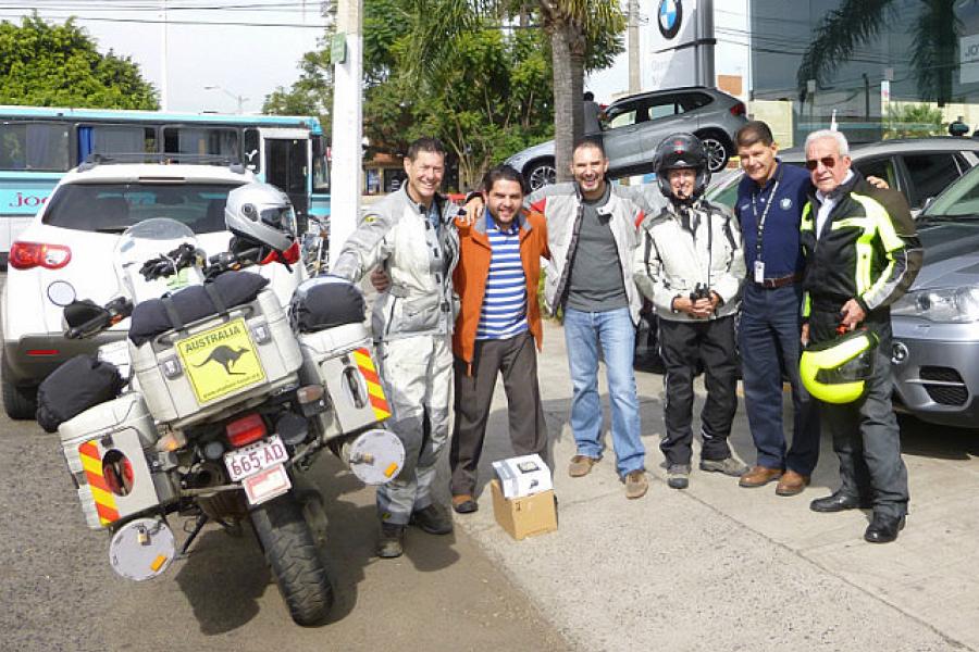 Germania Motors, Guadalajara, Saturday morning