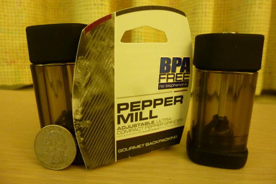 A miniture pepper grinder for Elephant' food box