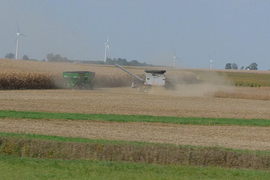 Harvesting in Illinois