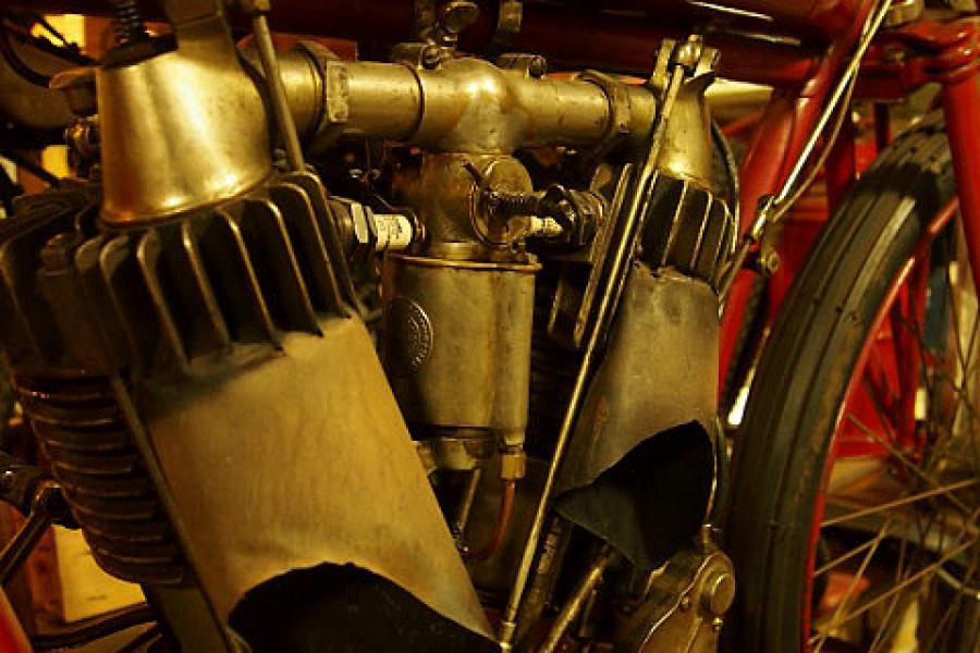 A 1913 Indian board track racer that runs like a clock