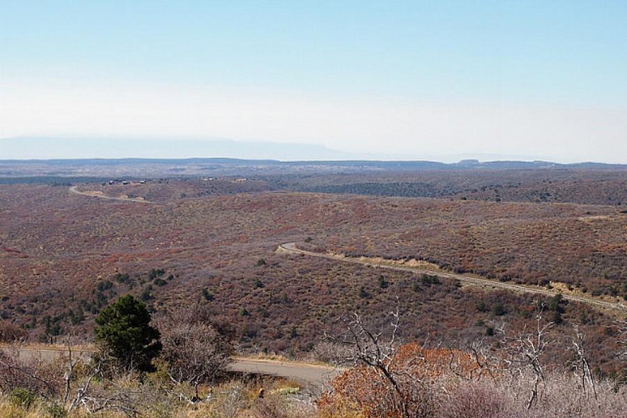 The road into Mesa Verde NP