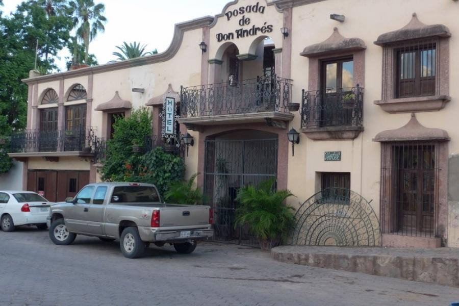 Stylish old hotel in Alamos