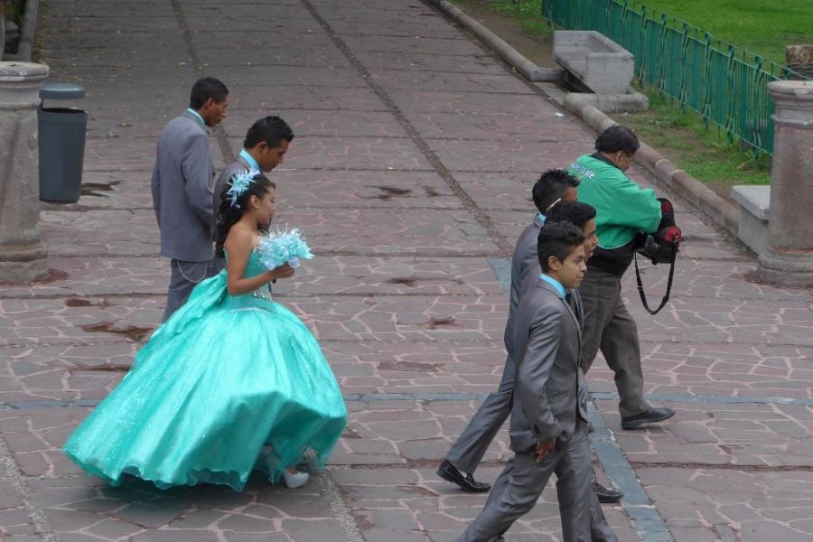 Wedding photos in the park