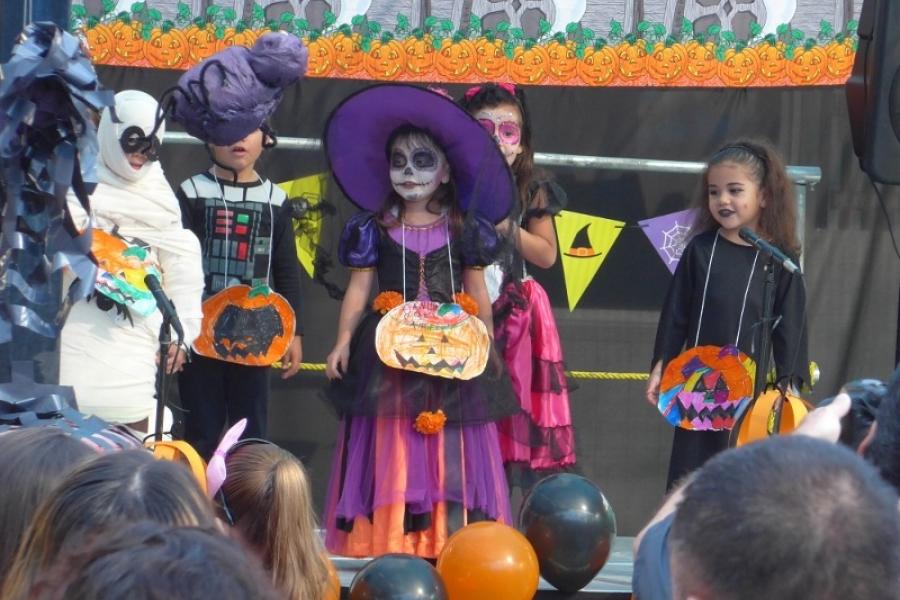 Halloween play at Luna's preschool