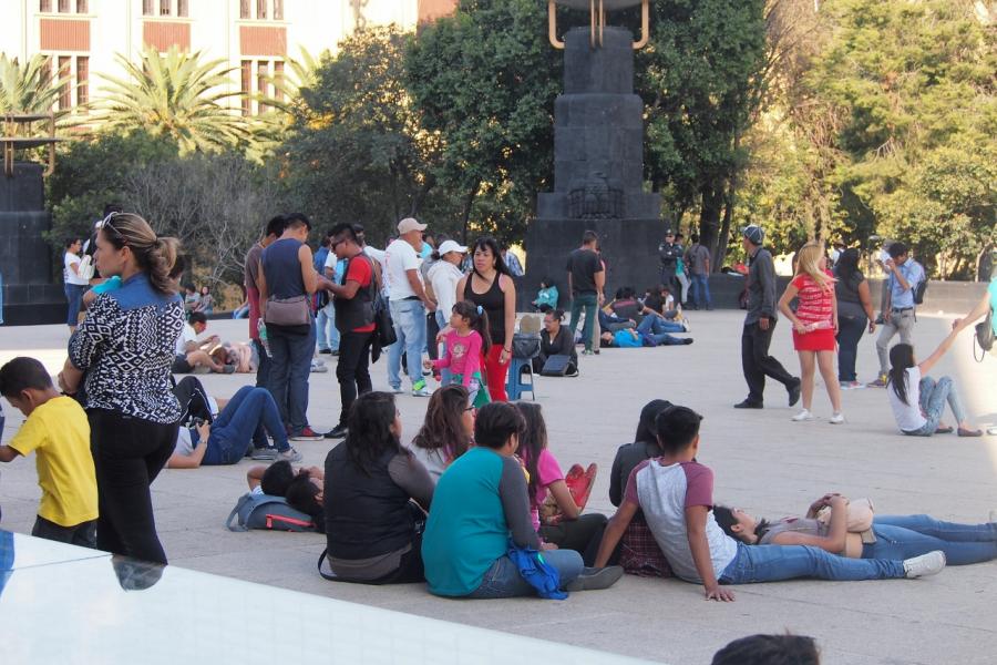 Sunday in Plaza de la Republic