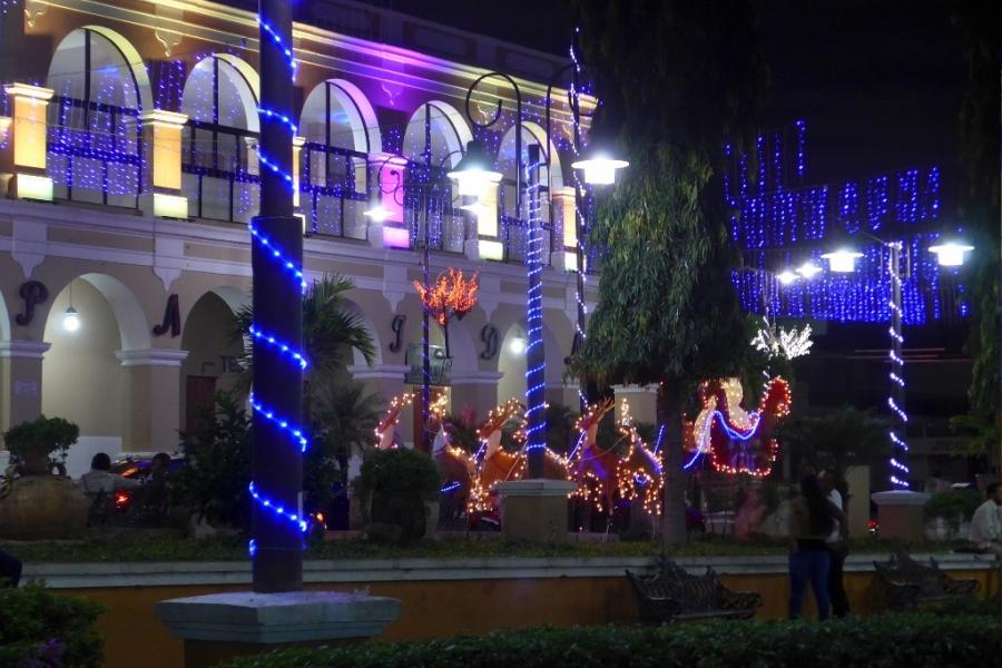 Christmas decorations in the plaza at Chiquimula