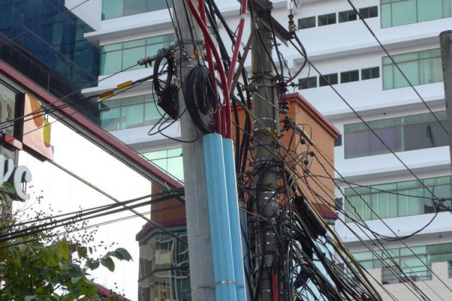 Busy but orderly wiring in Panama City