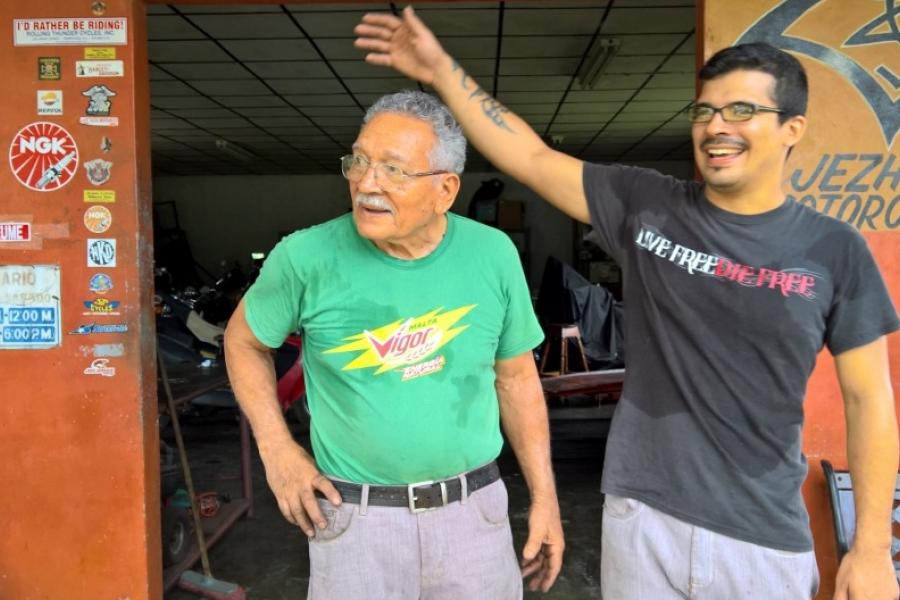 Father and son mechanic, David, Panama