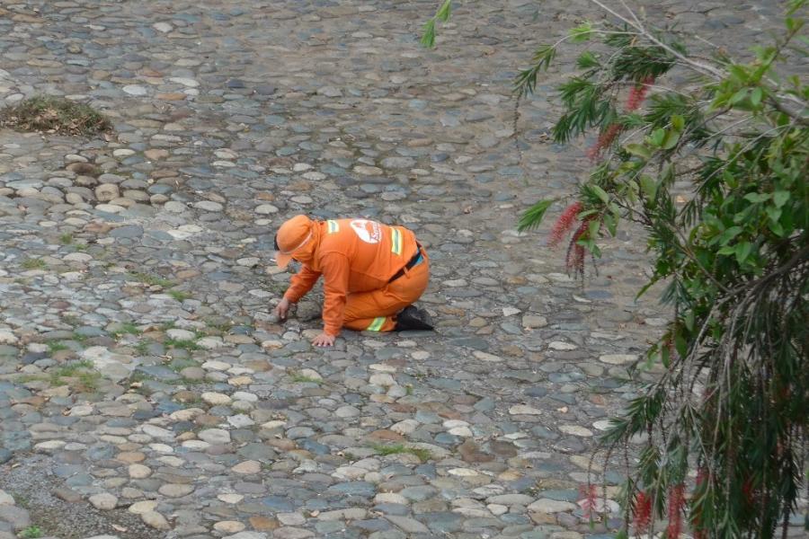 Colombia's People. This photo supports a blog by Team Elephant travelling in Colombia.