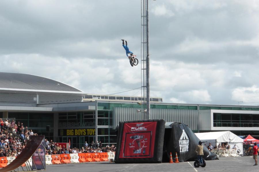 Stunt show