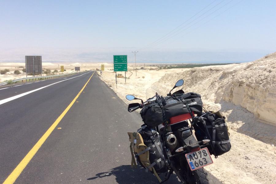 Dead Sea 3 km