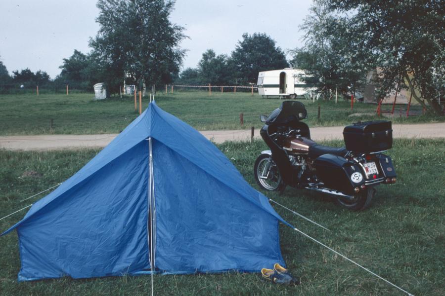 Tent model 1980