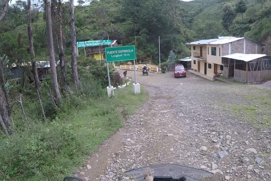 Ecuador Peru border at Espíndola