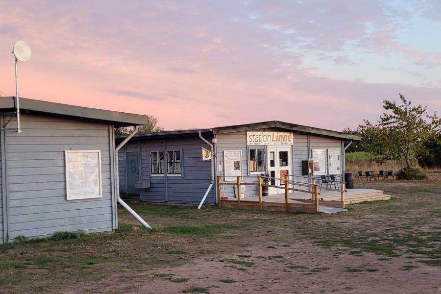 Linnee Science Station 